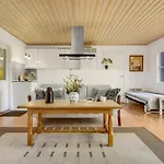 Holiday Home Tranevaenget Skibby IX Hébergement de vacances Skibby