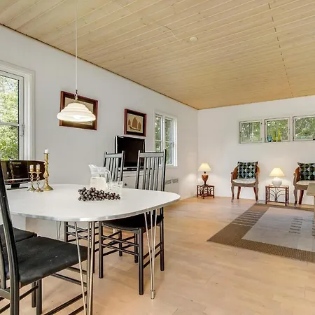 Holiday Home Tranevaenget Skibby IX بيت للعطل *